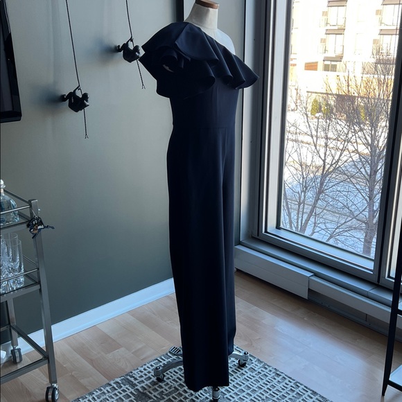 New Eliza J One Shoulder Ruffle Jumpsuit in Navy Size 6 - Picture 4 of 9